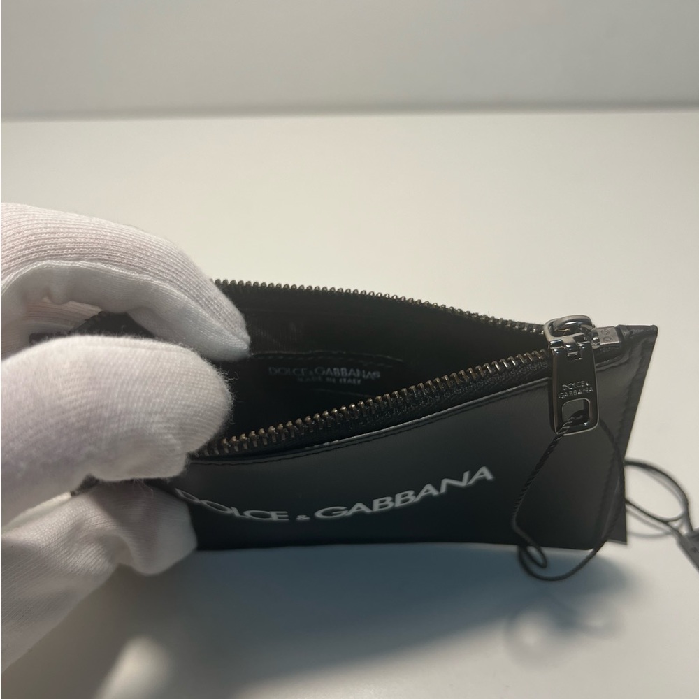 Dolce & Gabbana D&G Vertical Logo Plaque Zippered Leather Cardholder Coin Purse - Picture 11 of 12